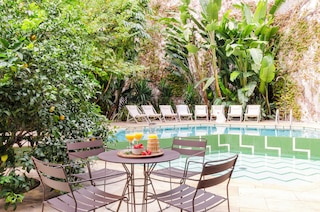 アスパシオス シティ オアシス アパートメンツ