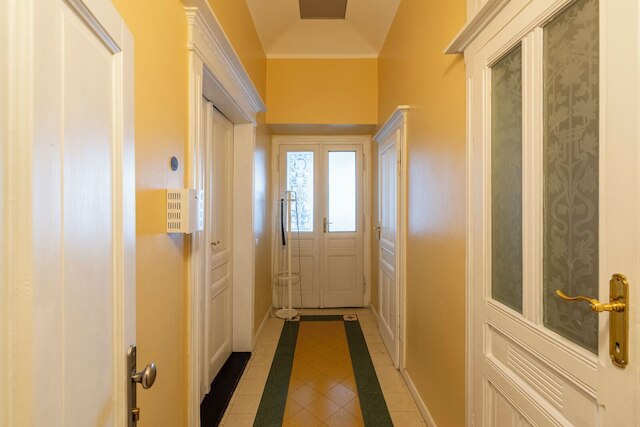 ヤナーチコヴォ ナーブジェジ - リバーサイド レジデンス