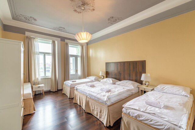 ヤナーチコヴォ ナーブジェジ - リバーサイド レジデンス