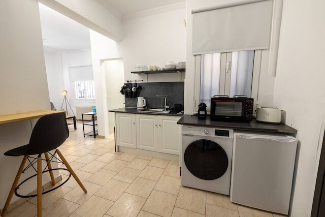 フェドラス リビング アテネ スタジオ パリ