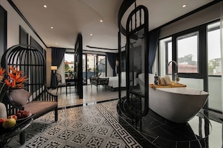 ハノイ ル シャトー ホテル & スパ