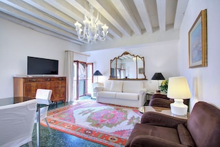 マルコ カナル-ビューズ