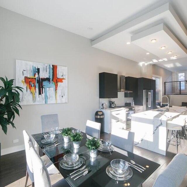 マグニフィセント ニューホーム ウィズ 8 ベッド フリーパーキング