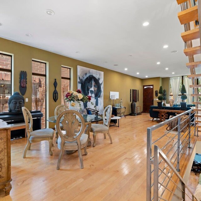 ゼン オアシス オブ エレガンス エクスパンシブ エグゼクティブホーム