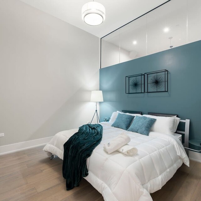 シック リバーノース コンドミニアム 2ベッドルーム 2バスルーム ウィズ プライベートバルコニー