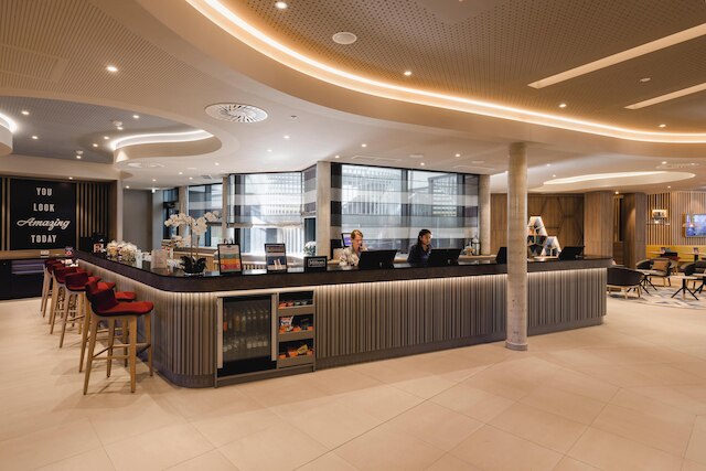 ハンプトン バイ ヒルトン ビエナ シティ ウエスト