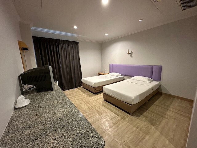 ラタナビュー ホテル