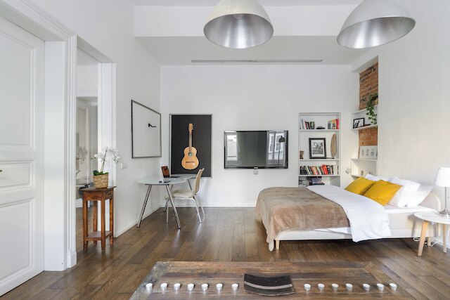 ノヴィー スミーホフ ニア アパートメント