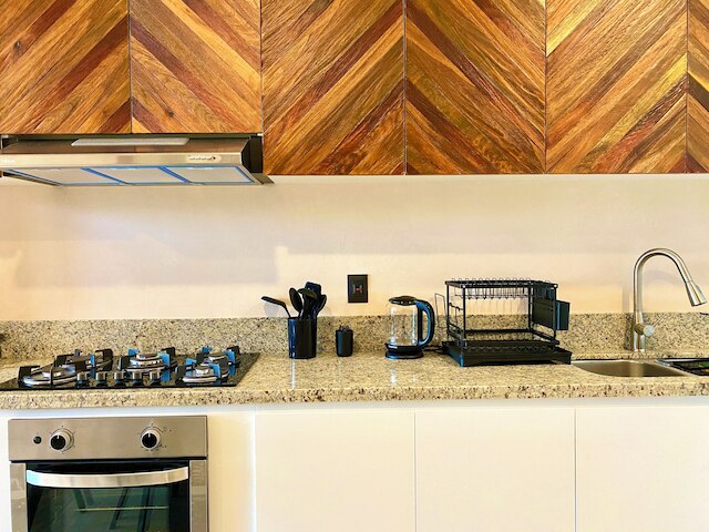 ヌーム バイ アンディアニ トラベル