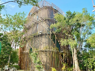 ヌーム バイ アンディアニ トラベル