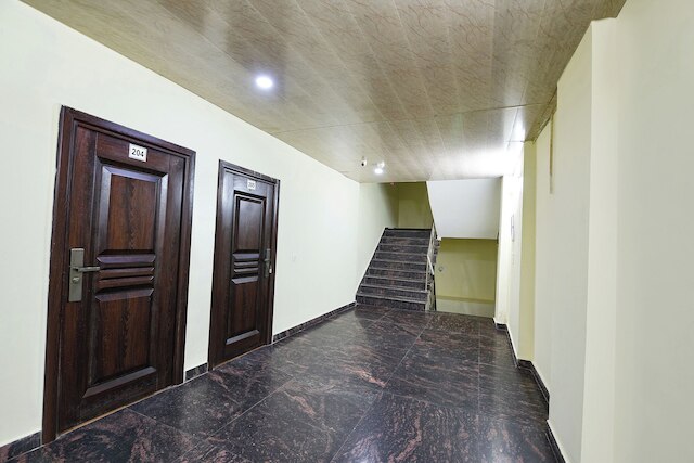 ファブホテル ロイヤル リーナ レジデンシー