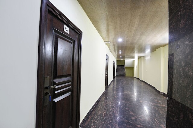 ファブホテル ロイヤル リーナ レジデンシー