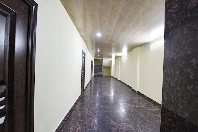 ファブホテル ロイヤル リーナ レジデンシー