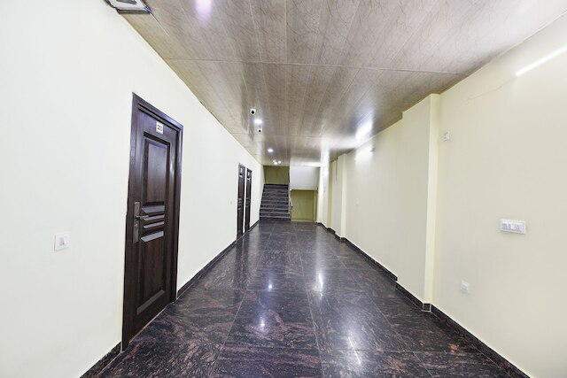 ファブホテル ロイヤル リーナ レジデンシー