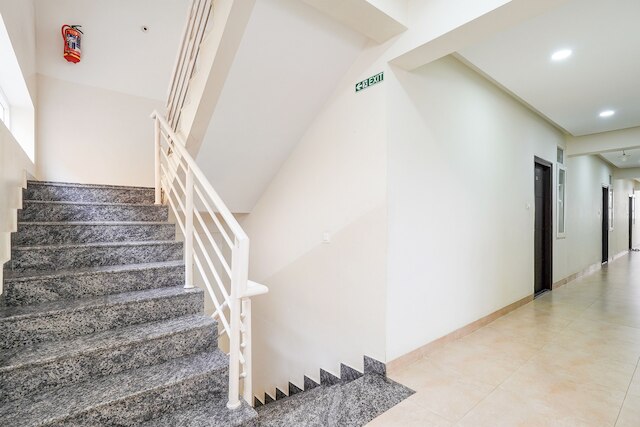 ファブホテル アティティ レジデンシー