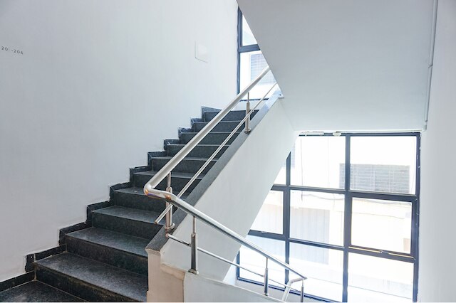 ファブホテル アウラ ホームズ