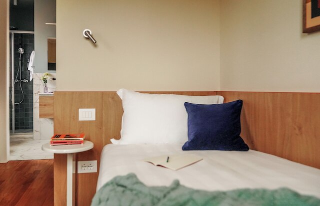 ヌマ ヴェニス フォルコラ