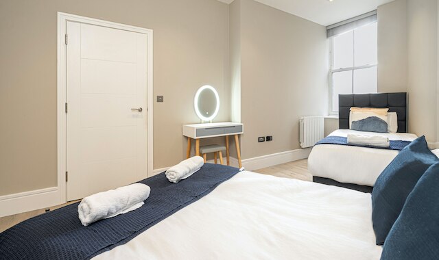 スーパーブ アパートメンツ オポジット エッジウェア ロード ステーション