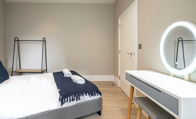 スーパーブ アパートメンツ オポジット エッジウェア ロード ステーション