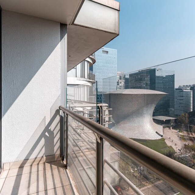 ホワイト エレファント - モダン 3 ベッドルーム アパート イン ポランコ