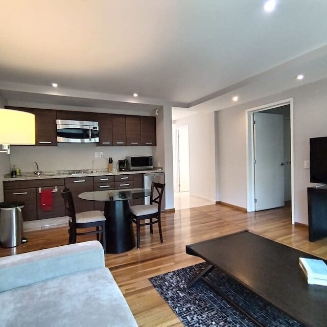 アルキメデス ライト I シック 1BR イン ポランコ