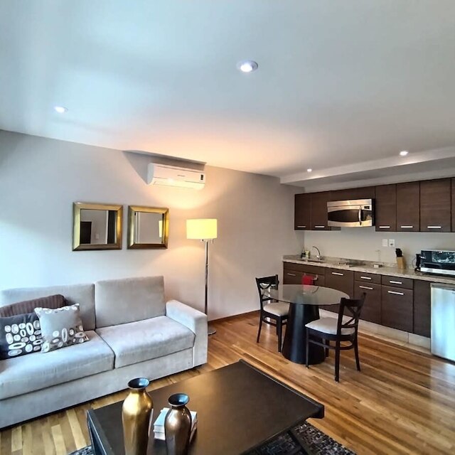 アルキメデス ライト I シック 1BR イン ポランコ