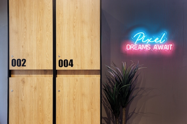 レトロバース ホステル