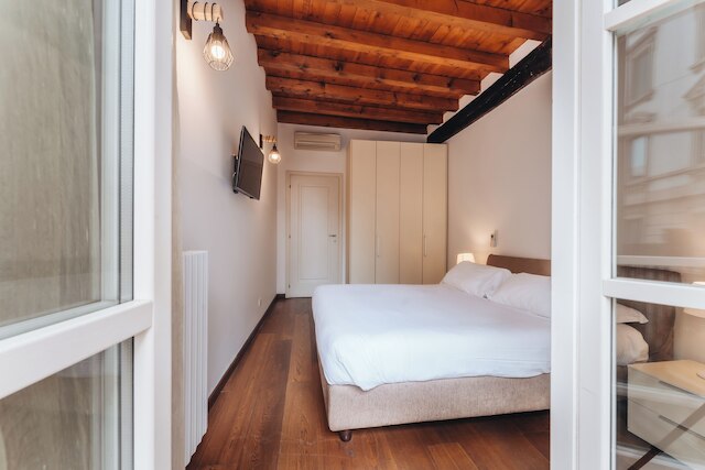 チャーミング アパートメンツ ブレラ