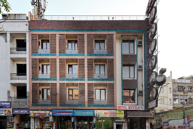 ホテル レヴェルズ バイ A1ルームズ