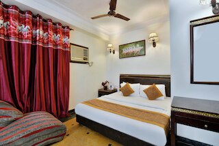 ホテル レヴェルズ バイ A1ルームズ