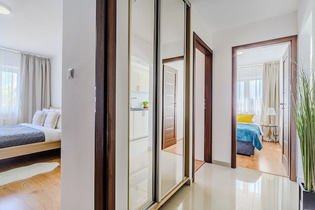 ルミナ アパート オン アレイェ ソリダルノシ