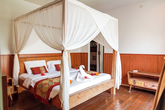 ヴィラ スジャティ