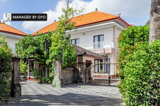 コレクション O ニア スミニャック ビーチ フォーマリー ザ クンピ ホテル