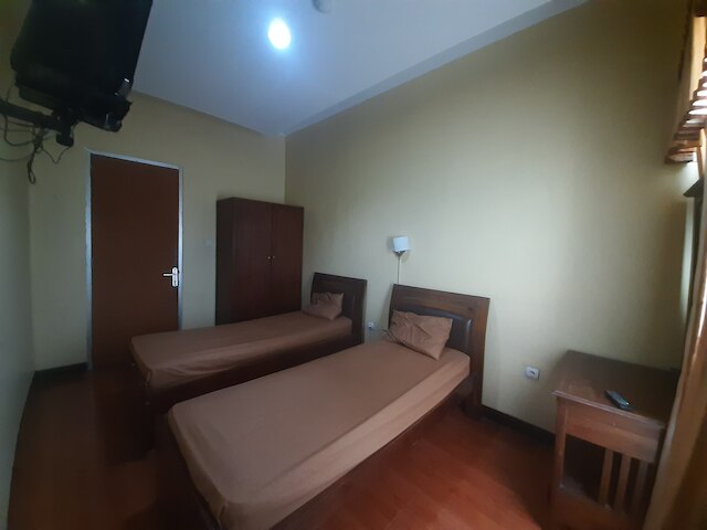 シンパン リマ アパーテル