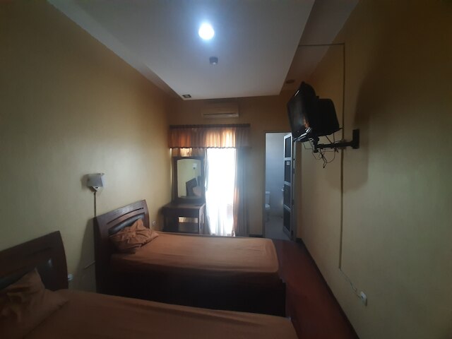 シンパン リマ アパーテル