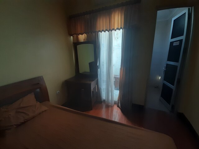 シンパン リマ アパーテル