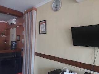 シンパン リマ アパーテル