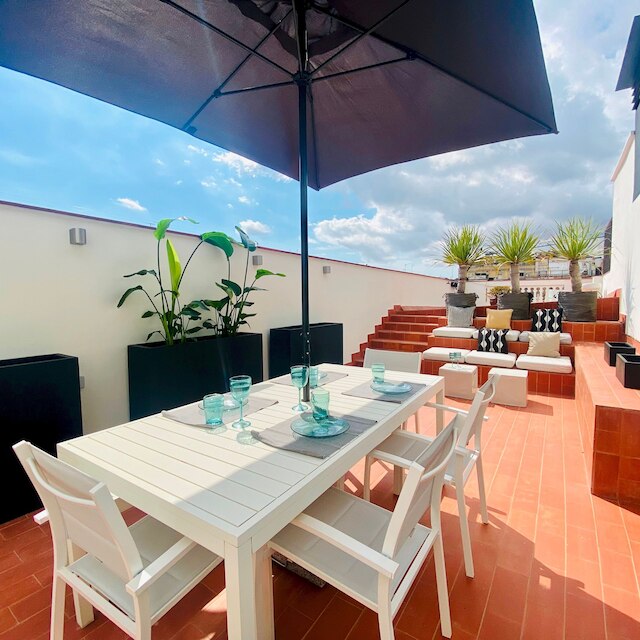 モダン ペントハウス ウィズ ビューズ ニア パセオ デ グラシア バイ マイレンタルホスト