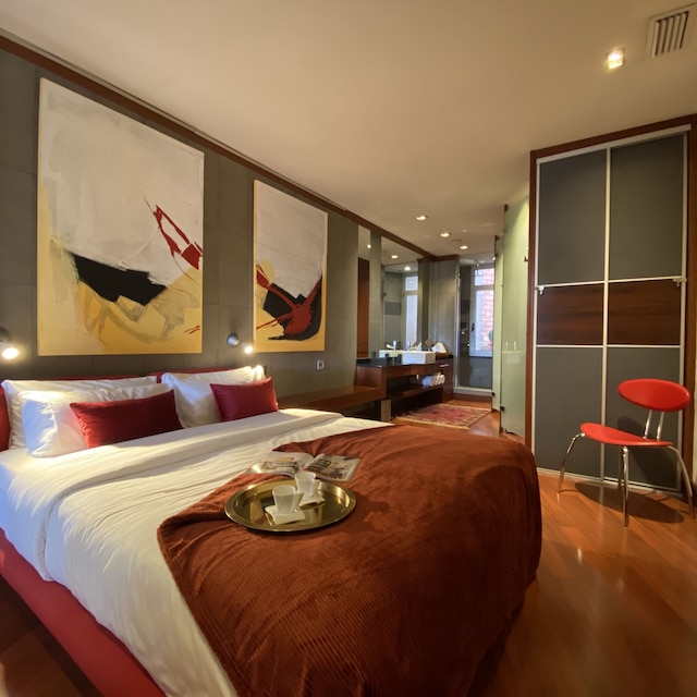 ルミナス デザイナー ロフト スタイル アパートエイシャンプル ビューズ バイ マイレンタルホスト