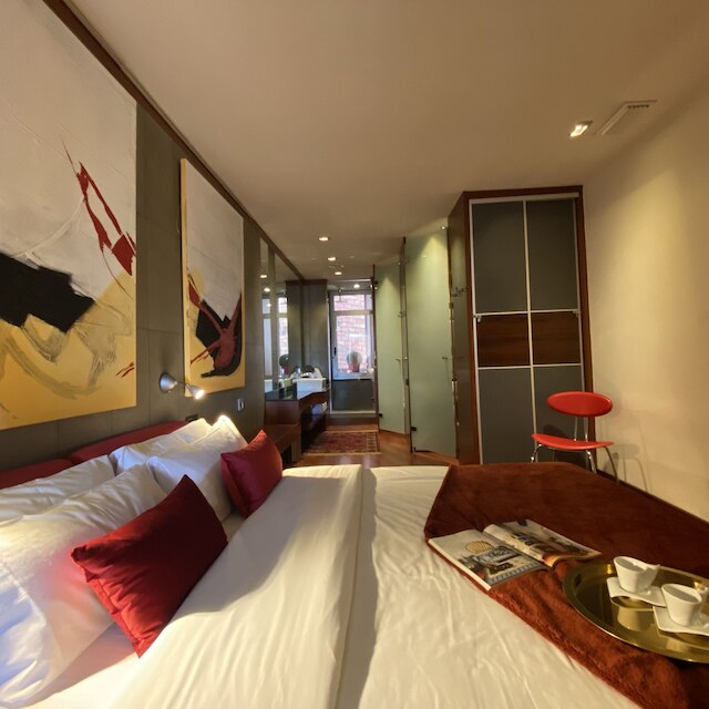 ルミナス デザイナー ロフト スタイル アパートエイシャンプル ビューズ バイ マイレンタルホスト