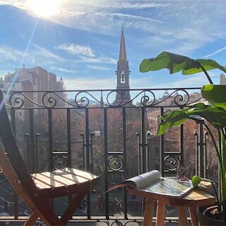 ルミナス デザイナー ロフト スタイル アパートエイシャンプル ビューズ バイ マイレンタルホスト