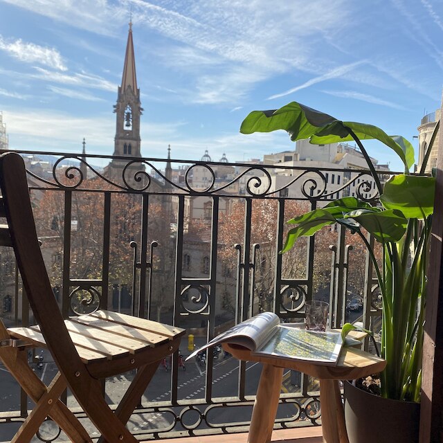 ルミナス デザイナー ロフト スタイル アパートエイシャンプル ビューズ バイ マイレンタルホスト