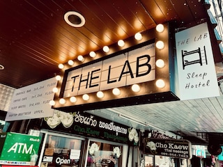 ザ ラブ スリープ ホステル