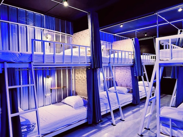 ザ ラブ スリープ ホステル