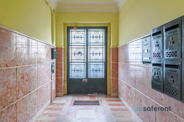 リス003 · チャーミング スタジオ +ネットフリックス +ワシング マシン