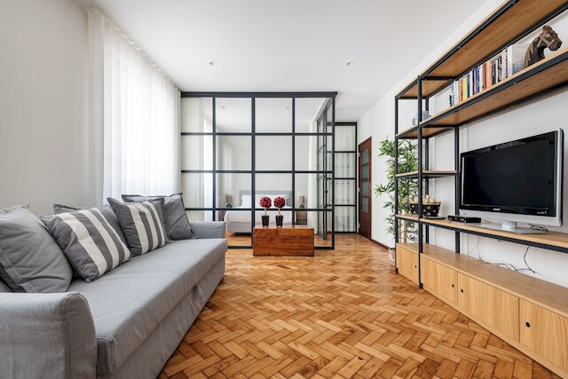 リヴォル1 · デザインスタジオ リヴォリシアター ネクスト