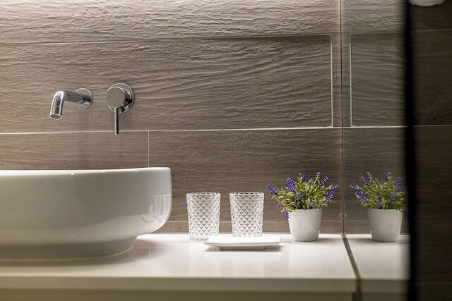 Dima01 · エレガントスタジオ プラサドスポヴェイロスの隣