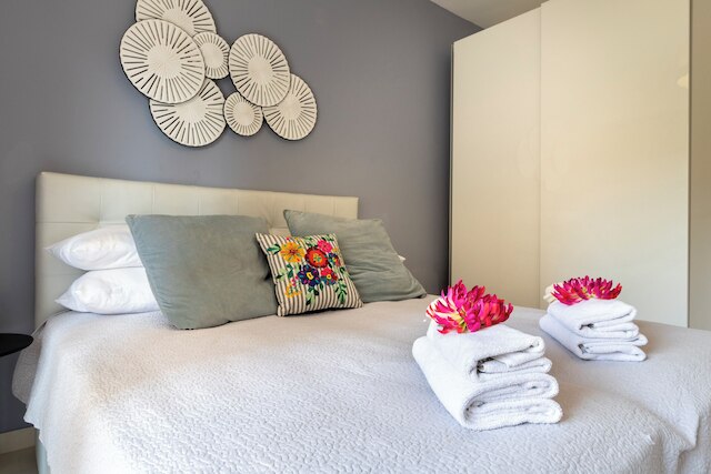 ハラヴ アガン 12 - イズレンタルズ