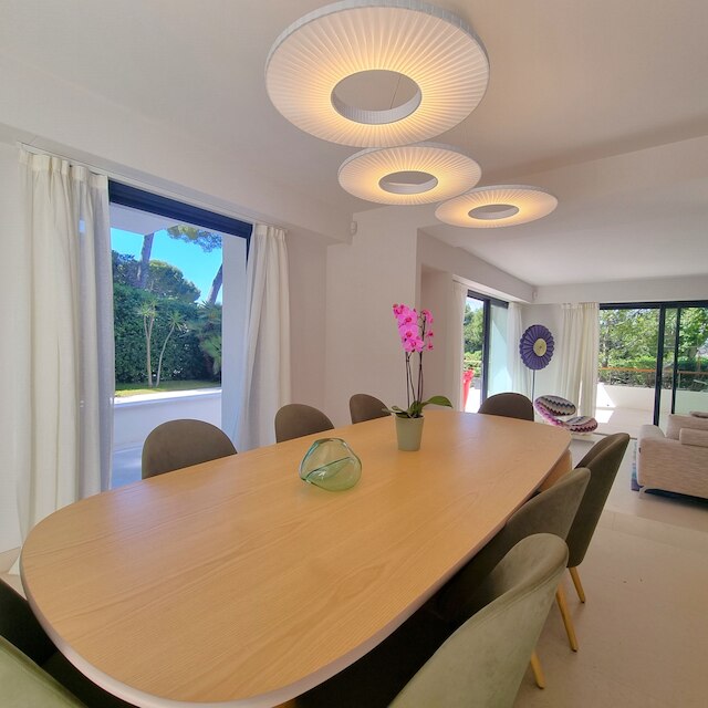 ヴィラ ボワ デュ ロワ イン サン=ジャン=カップ=フェラ