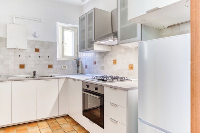 カスティリオーネ ファミリー アパートメント